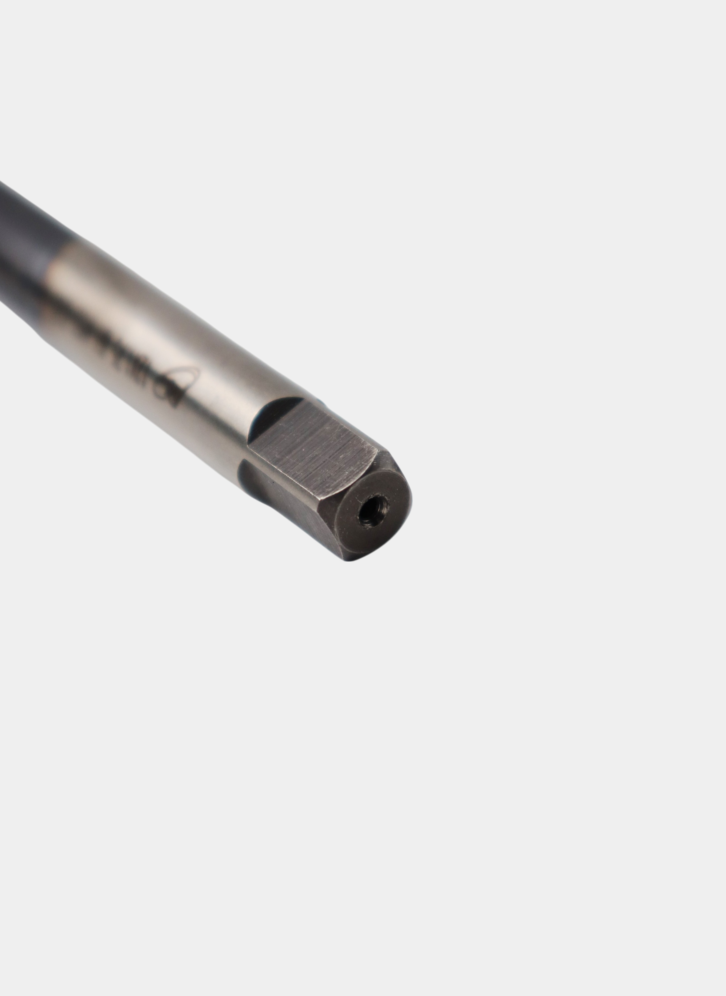 Метчик с винтовой канавкой, глухой М 12х1,75 HSS-Со5 TiCN DIN376