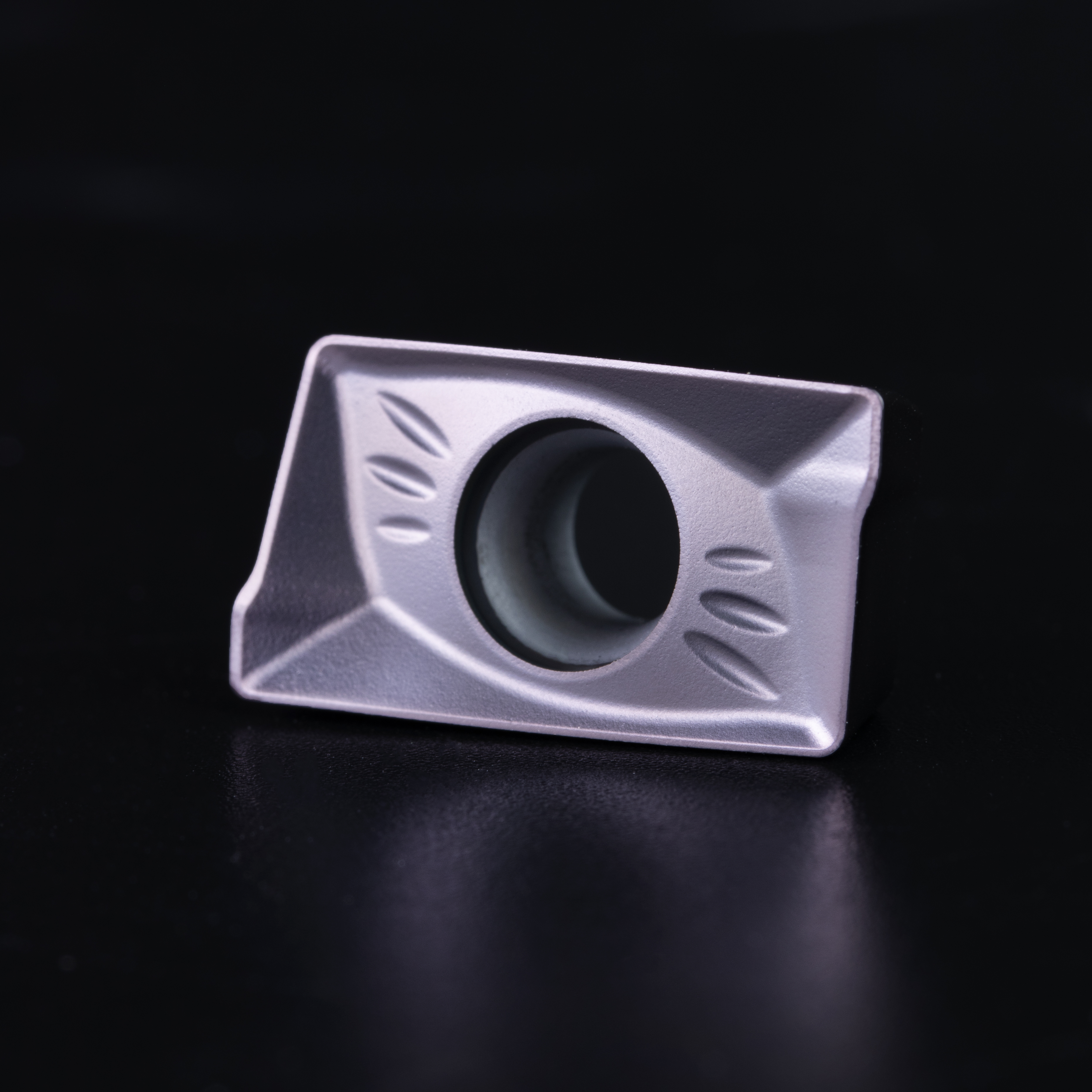 Пластина APKT 160408 PM VP9025 (M) // VIZER