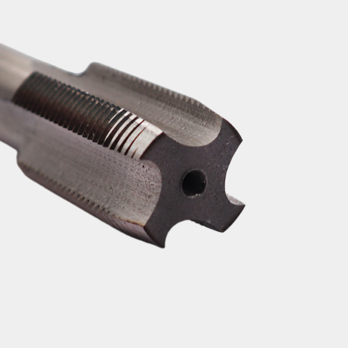 Метчик машинно-ручной  22 х 1,5 ,1 штука для сквозных отверстий, ГОСТ 3266-81 Р6М5