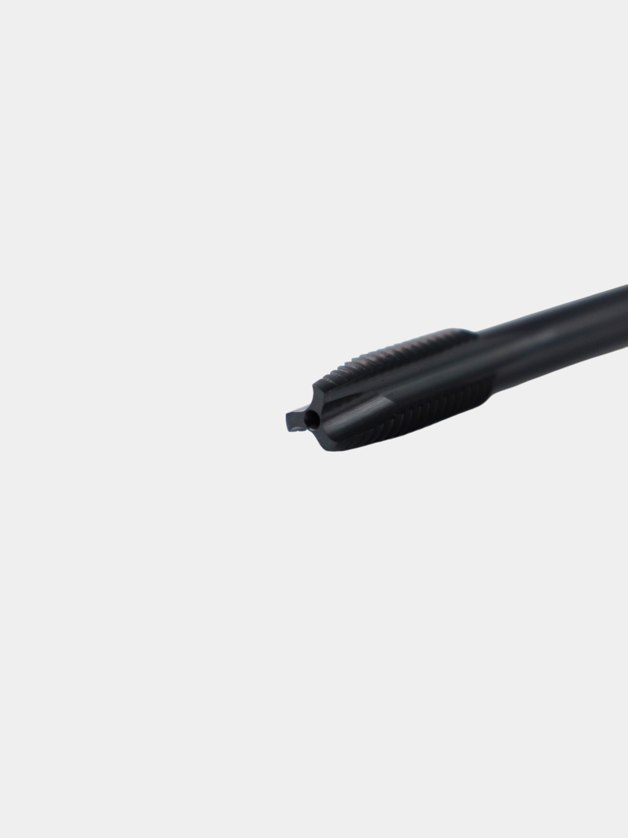 Метчик с прямой канавкой, сквозной М  8х1,25 HSS-Co5 TiCN DIN371