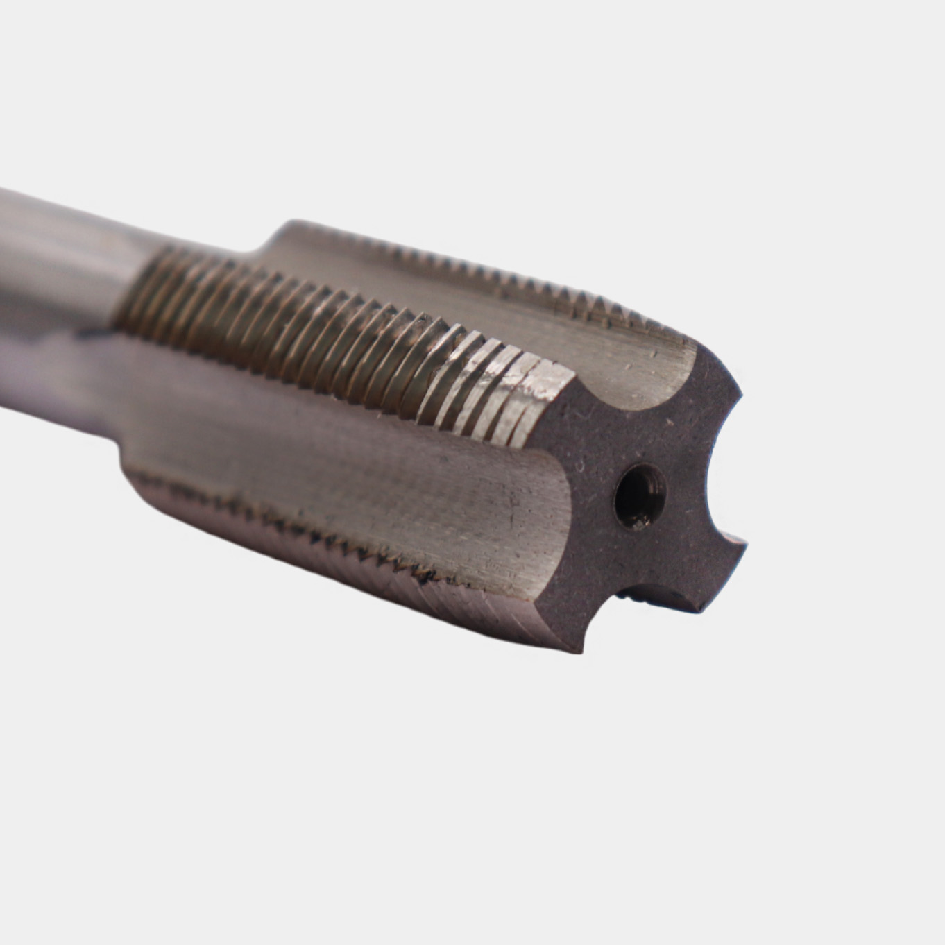 Метчик машинно-ручной  20 х 1,5 ,1 штука для сквозных отверстий, ГОСТ 3266-81 Р6М5