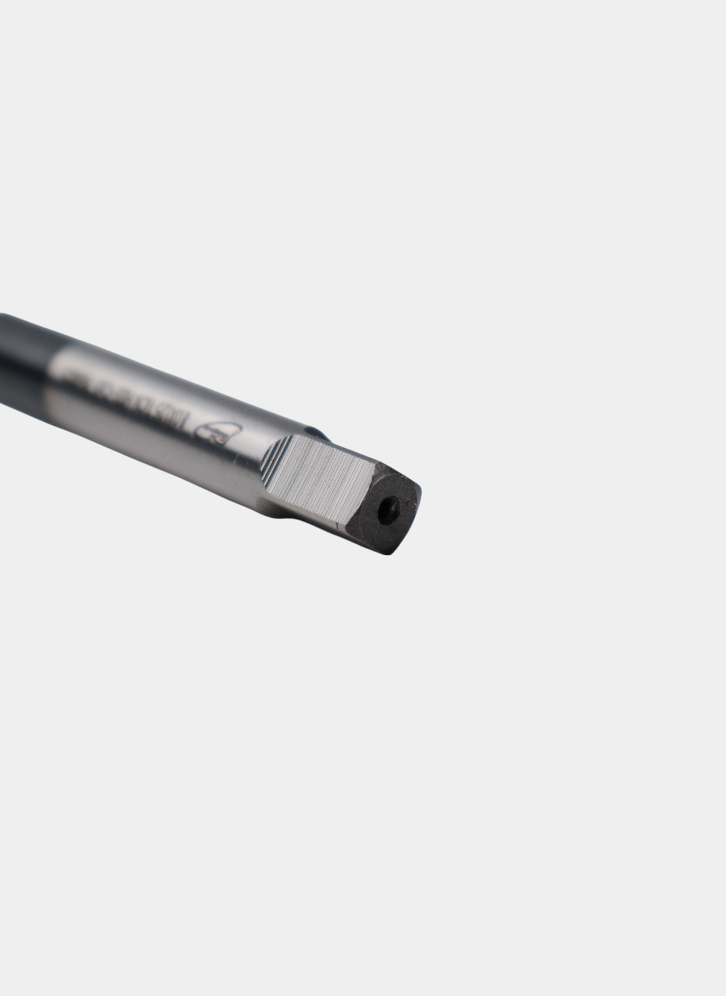 Метчик с винтовой канавкой, глухой М  8х1,25 HSS-Со5 TiCN DIN371