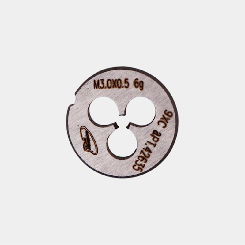 Плашка М  3,0х0,5 ГОСТ 9740-71 9ХС