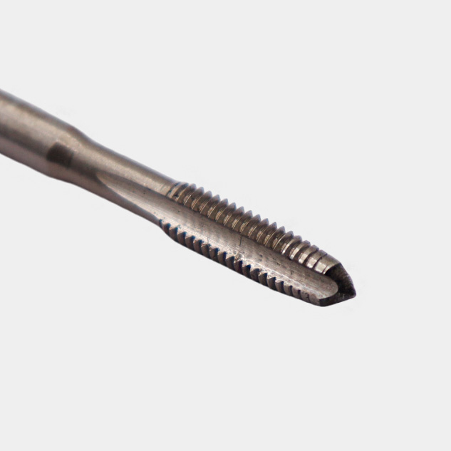 Метчик машинно-ручной   5 х 0,8 ,1 штука для сквозных отверстий, ГОСТ 3266-81 Р6М5