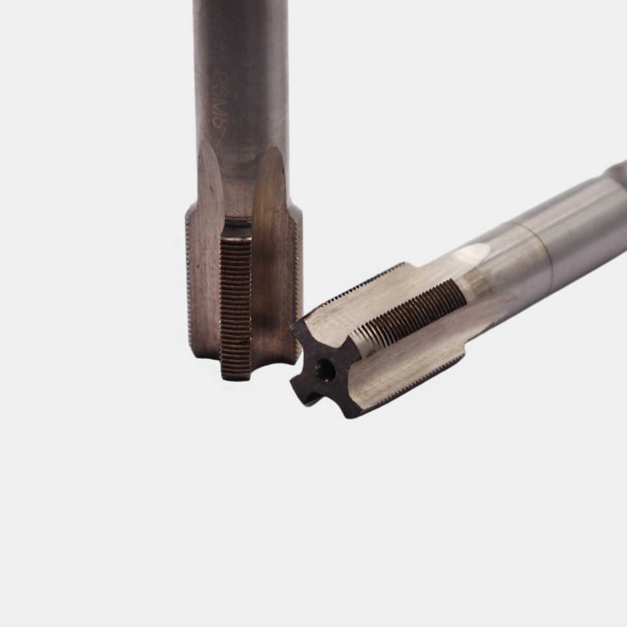 Метчик машинно-ручной М 16,0 х 0,75 комплектный 2 шт. ГОСТ 3266-81 Р6М5