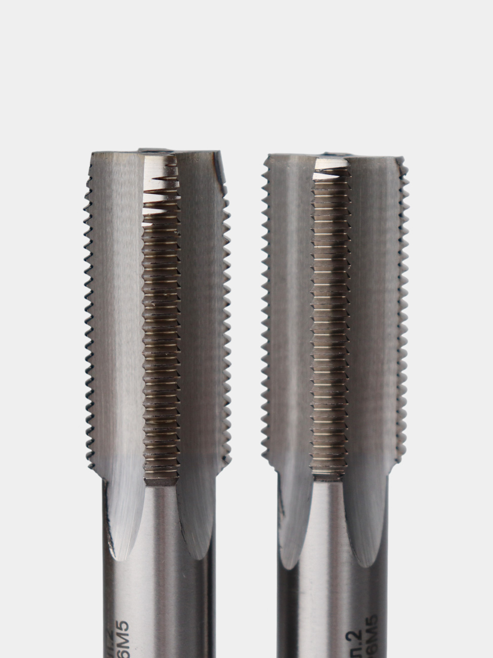 Метчик машинно-ручной М 18,0 х 1,5 комплектный 2 шт. ГОСТ 3266-81 Р6М5