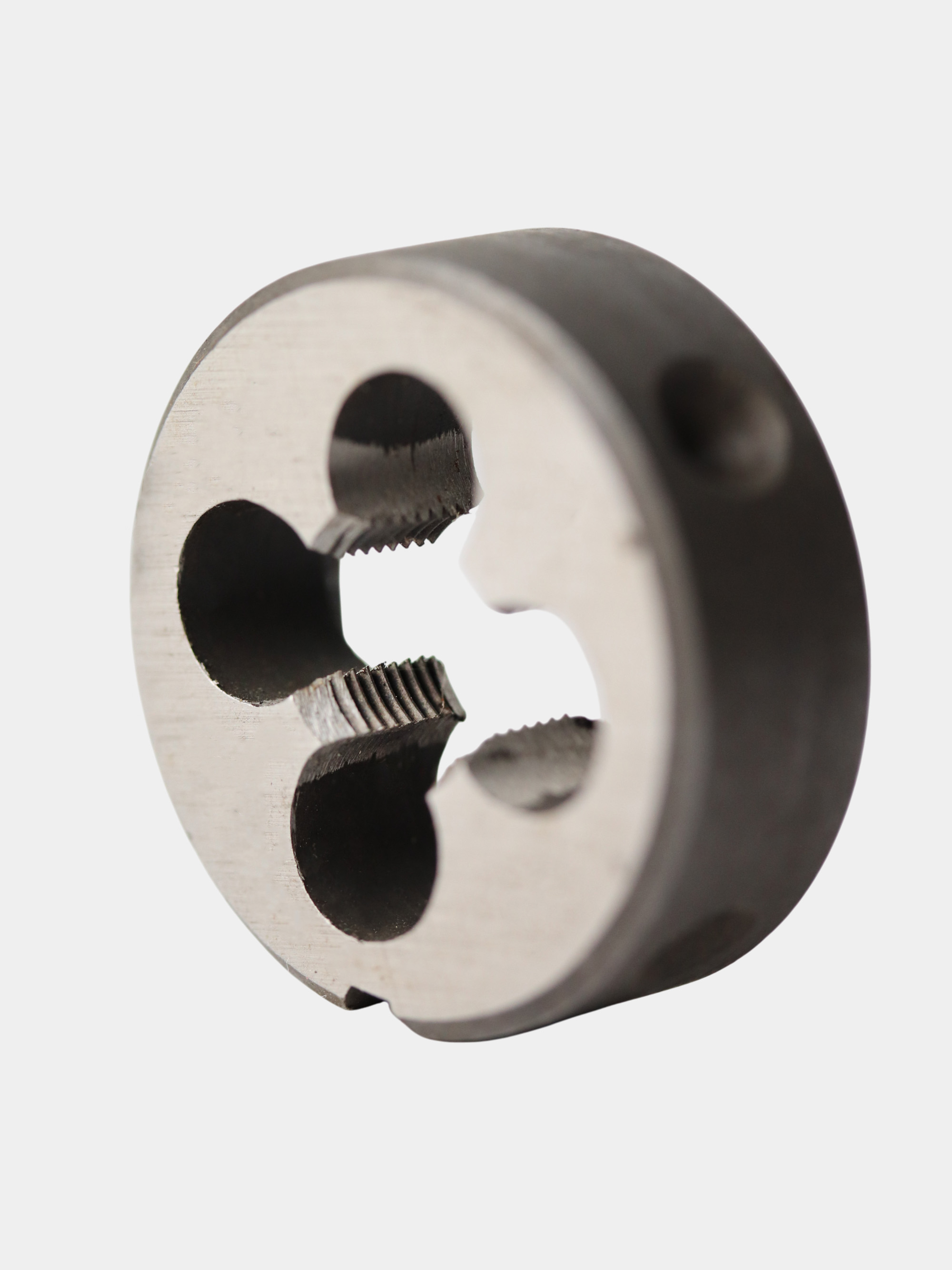 Плашка М 10х0,5 ГОСТ 9740-71 9ХС