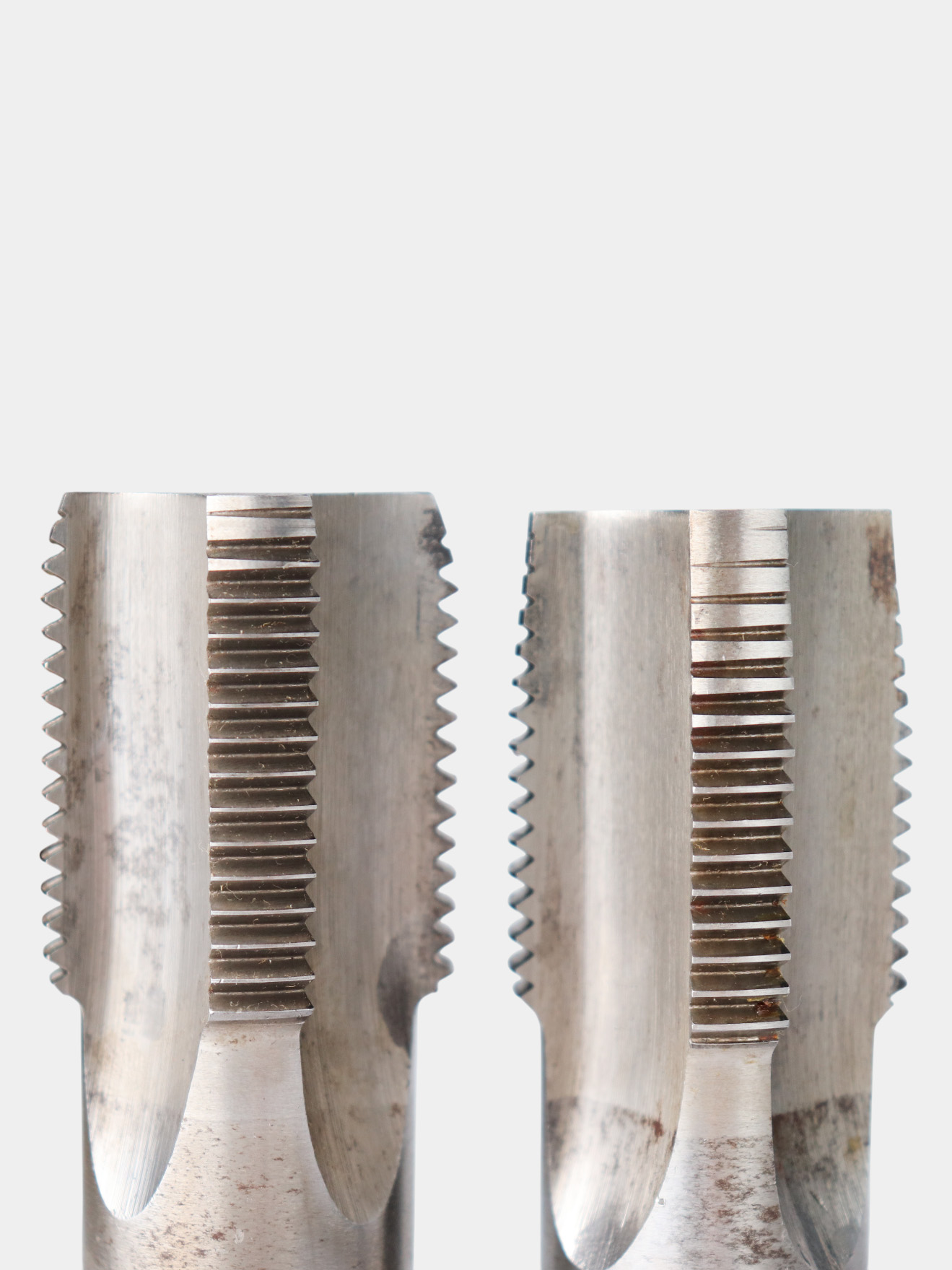 Метчик машинно-ручной М 39,0 х 3,0 комплектный 2 шт. ГОСТ 3266-81 Р6М5