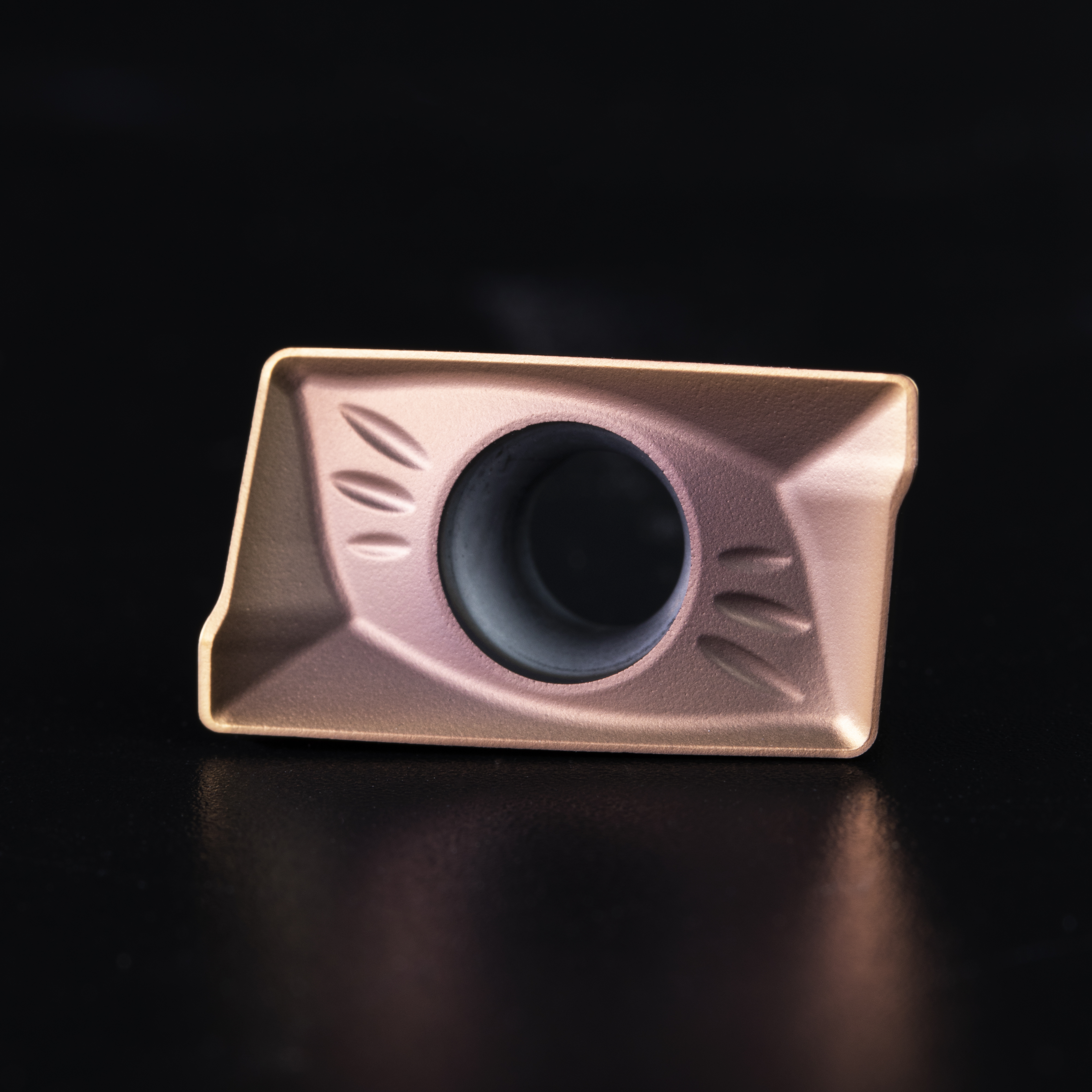 Пластина APKT 160408 PM VP2125B (М) // VIZER