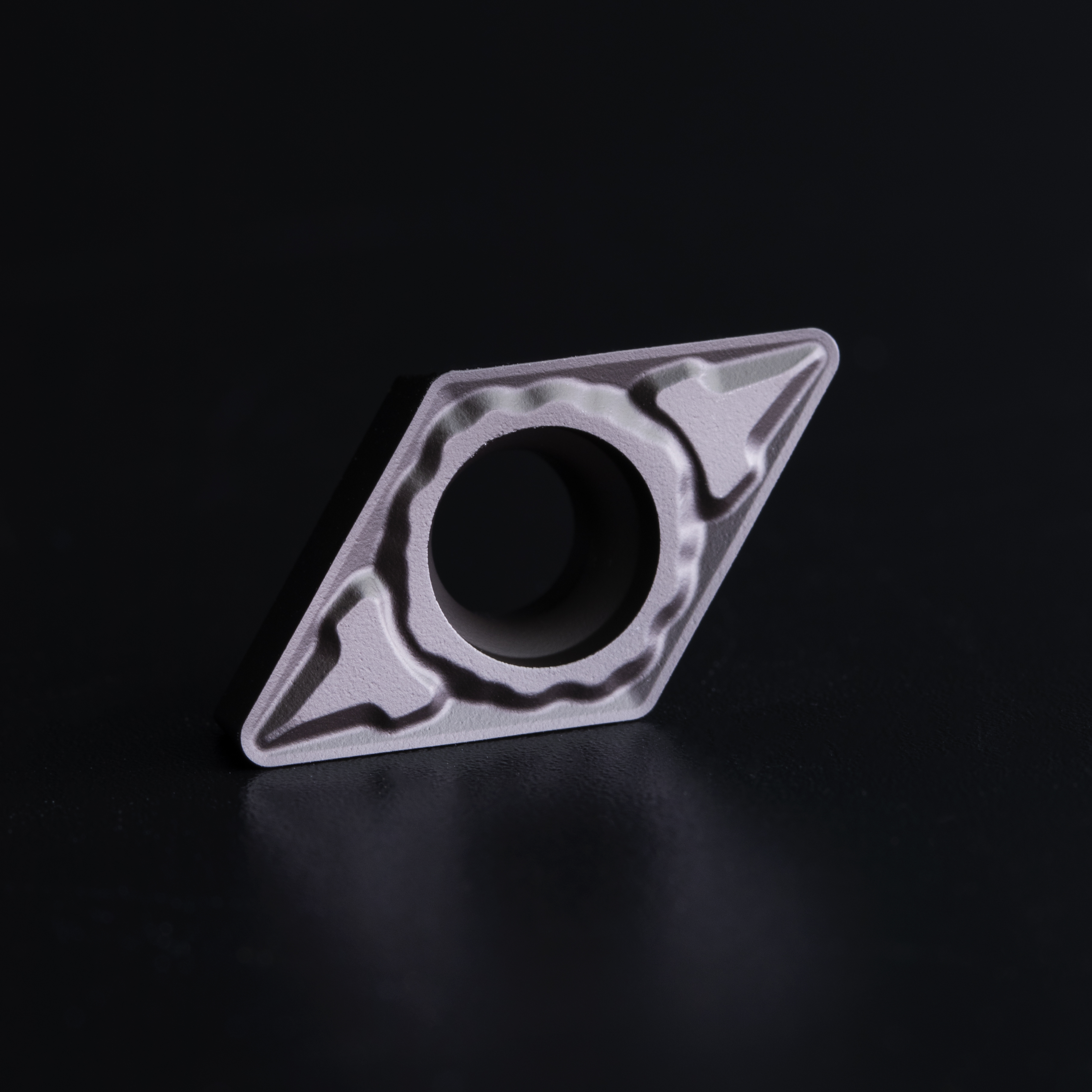 Пластина DCMT 11T308 PF VC5225 (Р) // VIZER