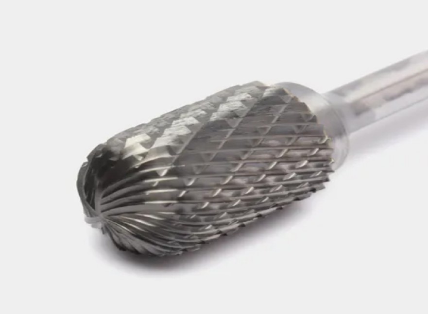 Твердосплавная борфреза с двойной крестообразной насечкой для чистовой обработки металла